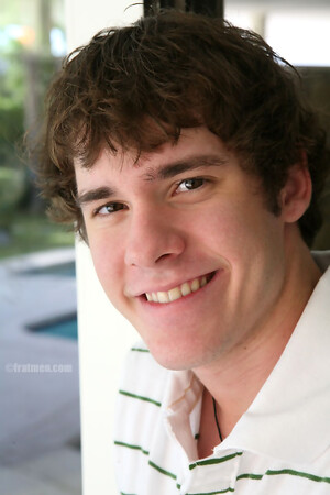 Willie is a hot twink who s not so shy to show his hard boner