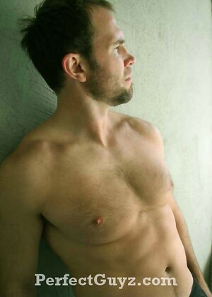 Zach shows his perfect ripped body