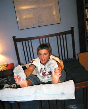 Barefoot Boner Stroking With Fitch!