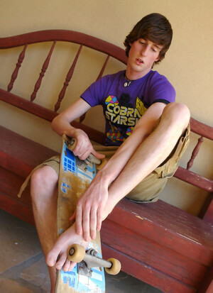 Skater Boy Boner Stroking