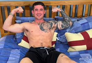 Young Straight Gym Lad Shows off his Muscles & his Huge Uncut Cock gets Wanked by another Man!